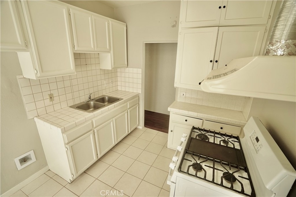 1336 Elm Street - Photo 12