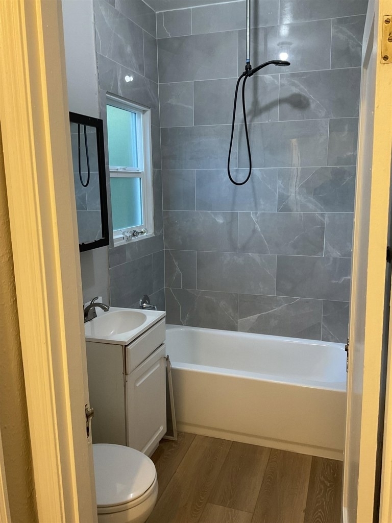 618 W 7th Street - Photo 8