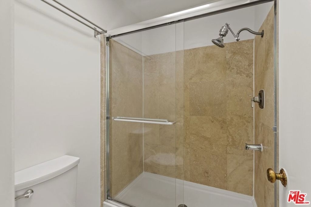 1033 6th Street - Photo 13