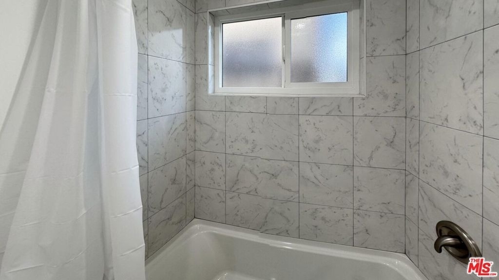 3630 Midvale Avenue - Photo 12