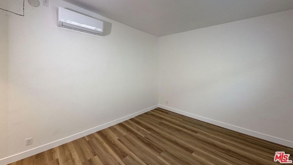 3630 Midvale Avenue - Photo 21