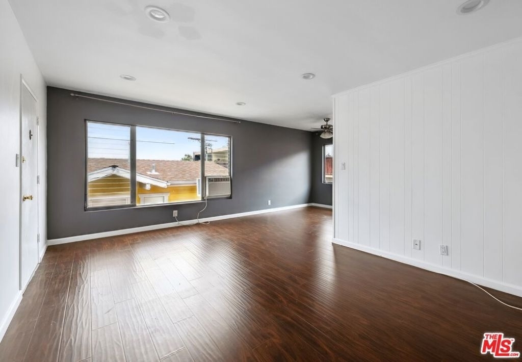 7550 Fountain - Photo 4