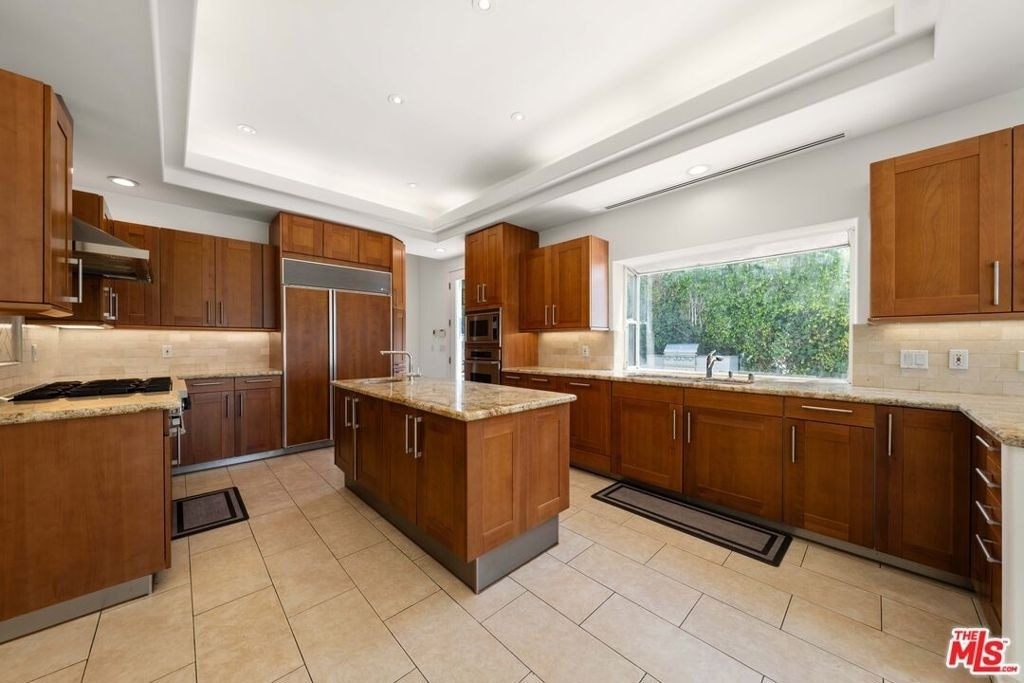 1425 N Tigertail Road - Photo 11