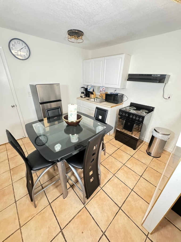 1430 N Stacy Street N - Photo 1