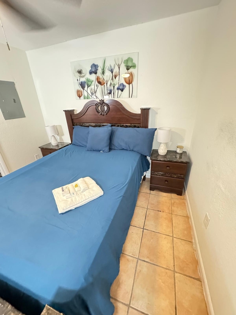 1430 N Stacy Street N - Photo 10