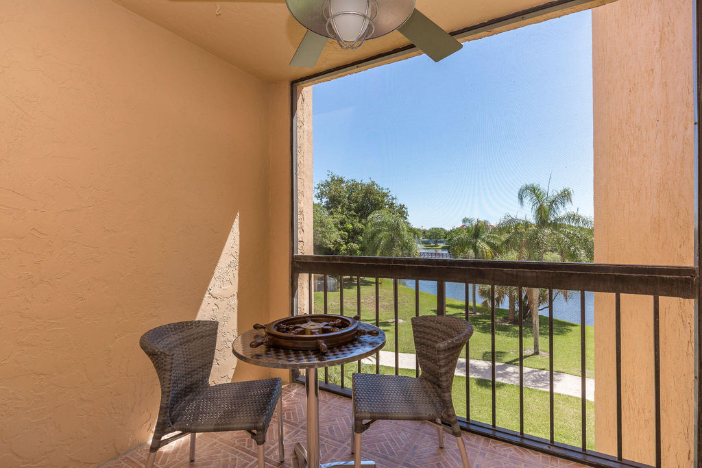 2455 Lindell Boulevard - Photo 25