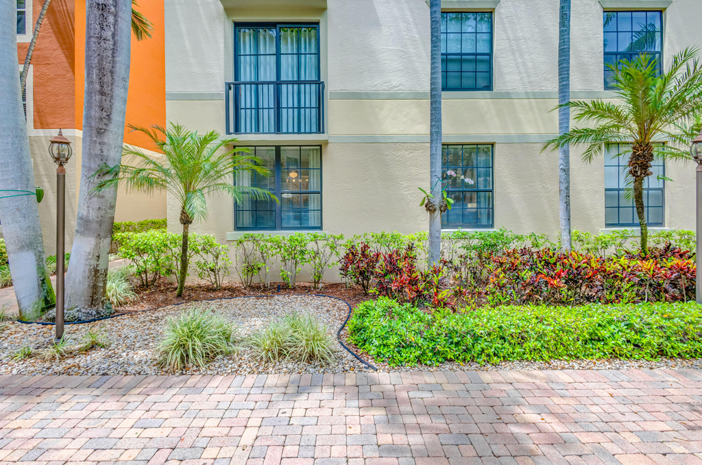 630 S Sapodilla Avenue - Photo 34