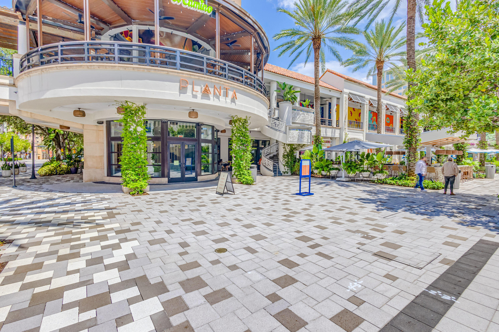 630 S Sapodilla Avenue - Photo 46