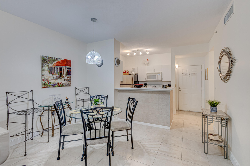 630 S Sapodilla Avenue - Photo 13