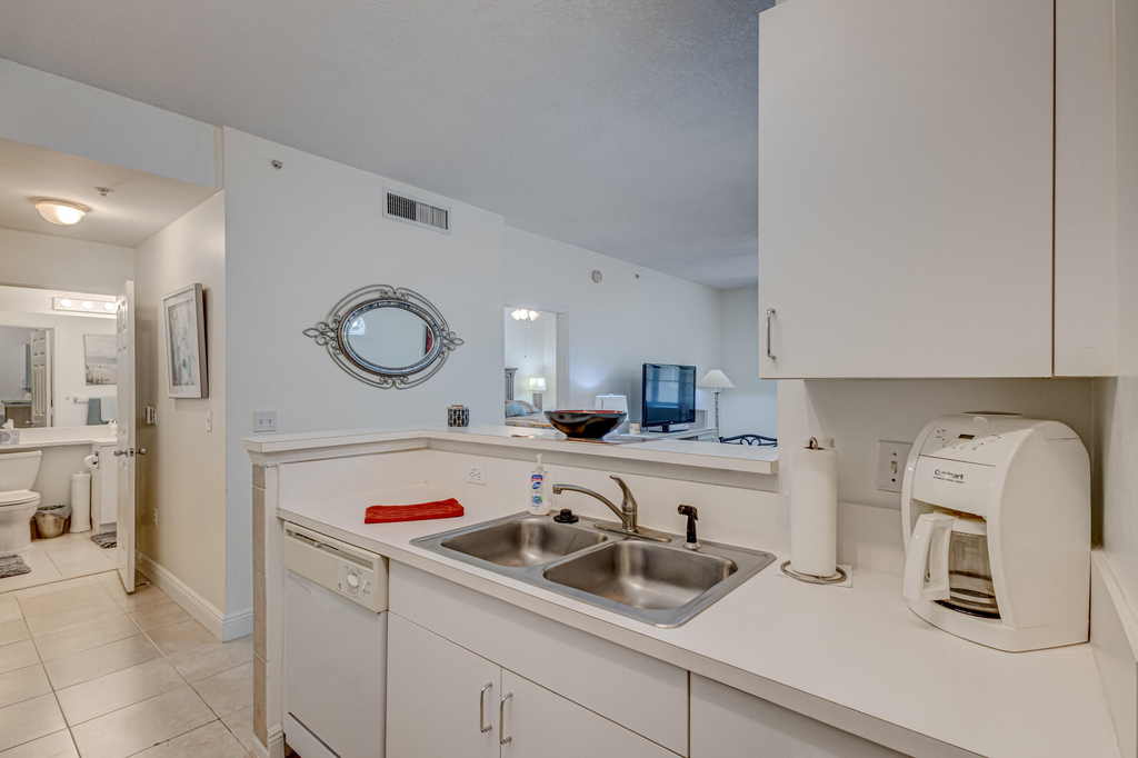 630 S Sapodilla Avenue - Photo 20