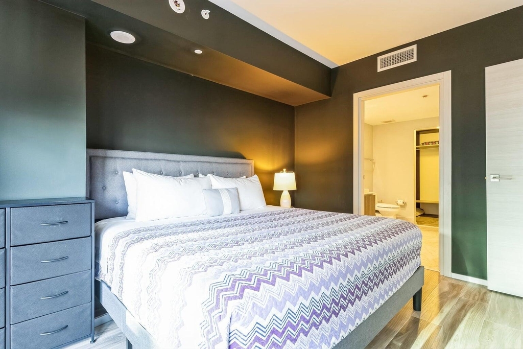 801 S Miami Avenue - Photo 25