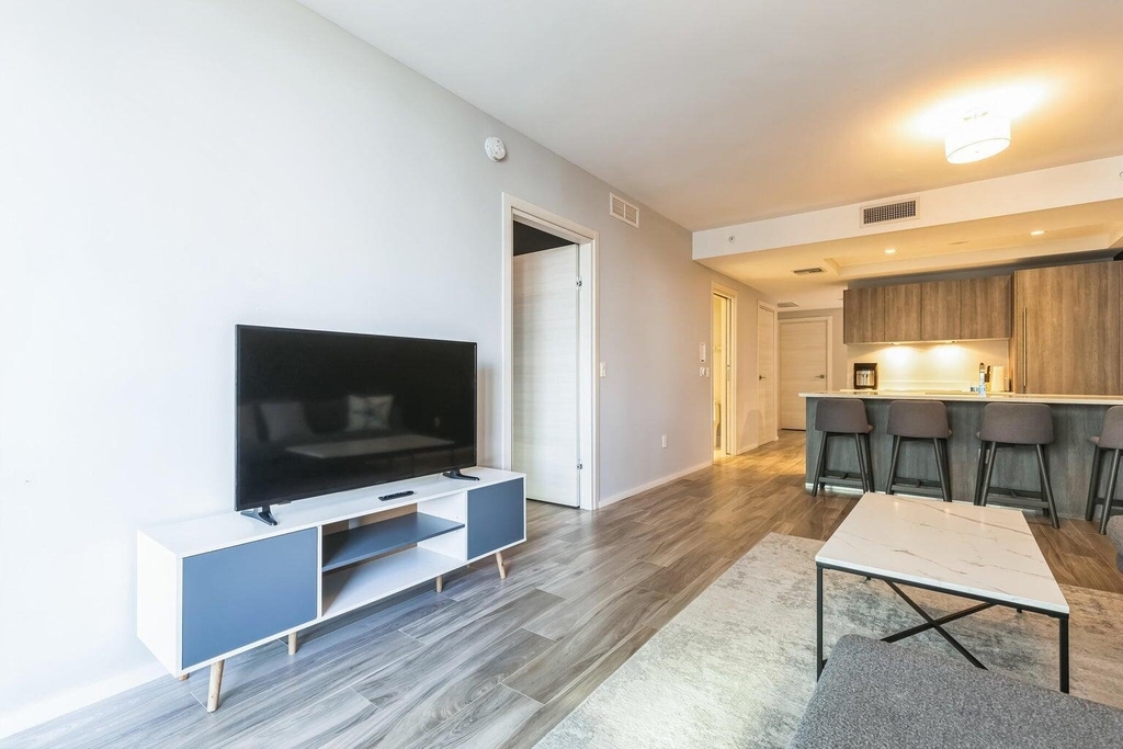 801 S Miami Avenue - Photo 15