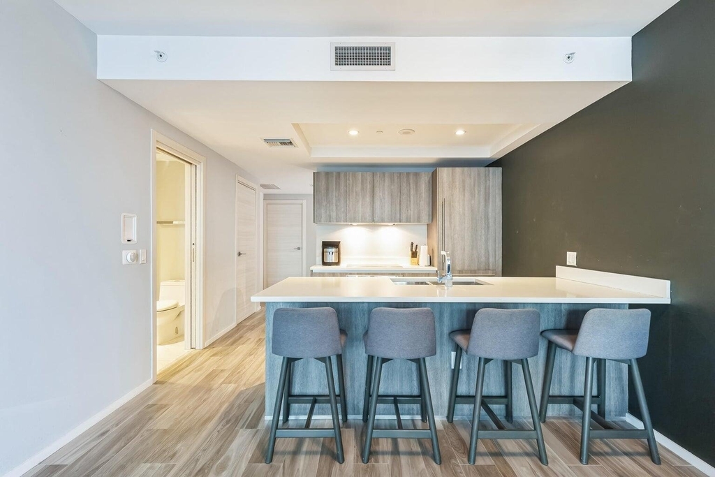 801 S Miami Avenue - Photo 12