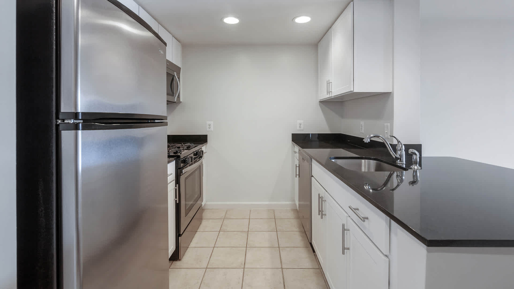901 N. Nelson St. - Photo 7