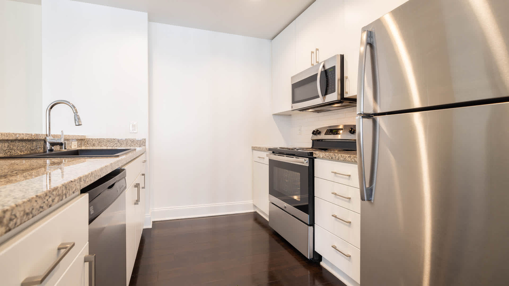 612 S. Flower Street - Photo 9