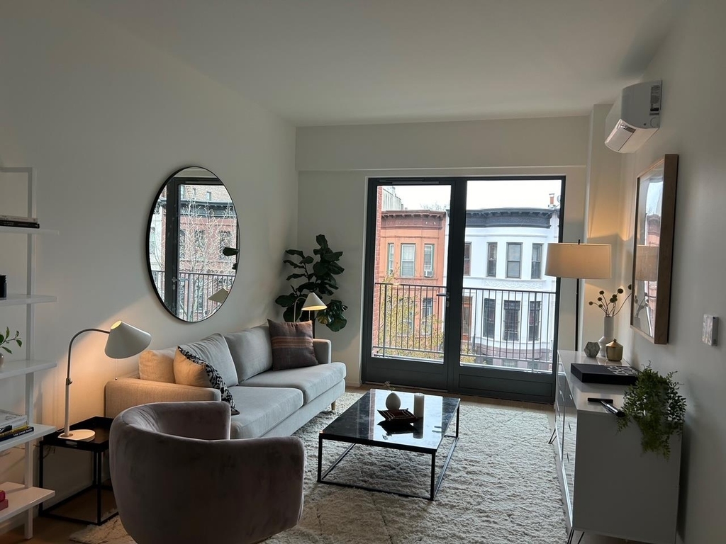 Sterling Place - Photo 6