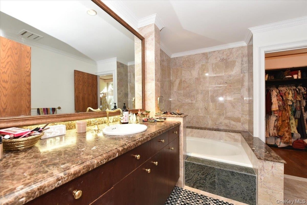3 Mill Pond Lane - Photo 5