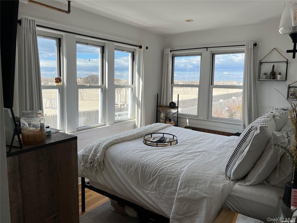 23 Troy Avenue - Photo 5