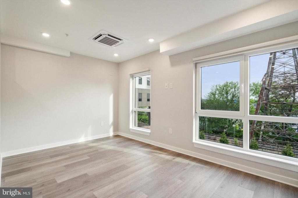 3449 Scotts Lane - Photo 4