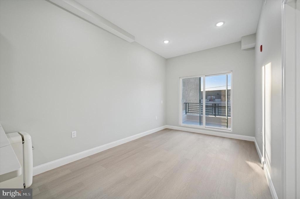 103 103 N 63rd - Photo 3