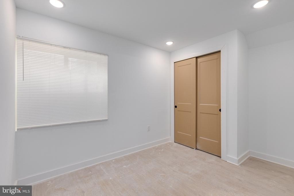 4153 Mantua Avenue - Photo 6