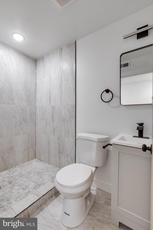 4153 Mantua Avenue - Photo 4
