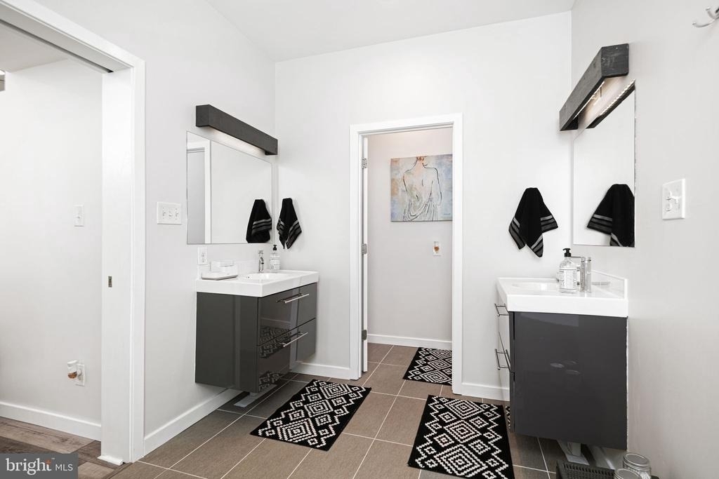 842 N Leithgow Street - Photo 13