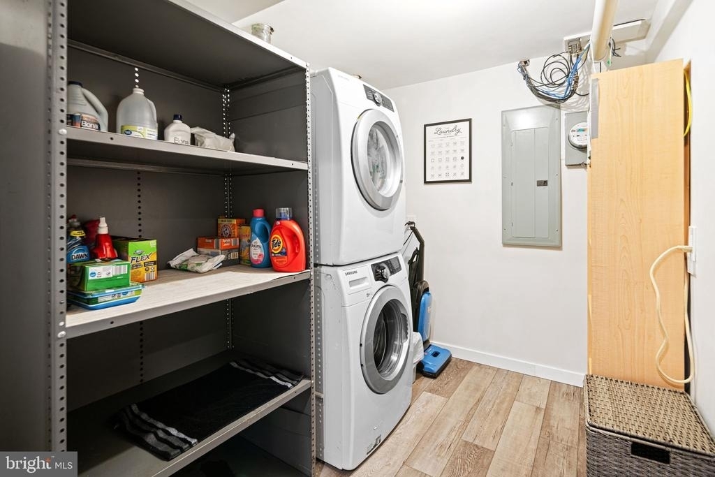 842 N Leithgow Street - Photo 25