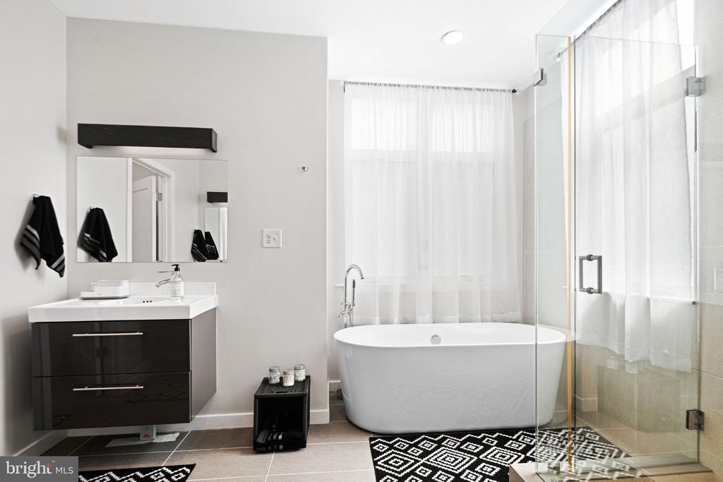 842 N Leithgow Street - Photo 14