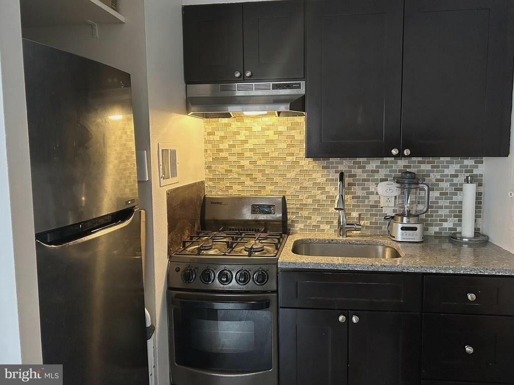 2101 Chestnut Street - Photo 13