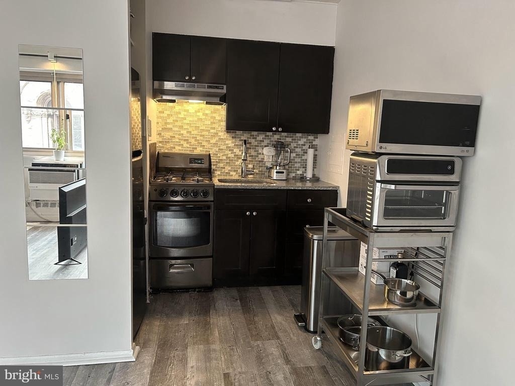 2101 Chestnut Street - Photo 12
