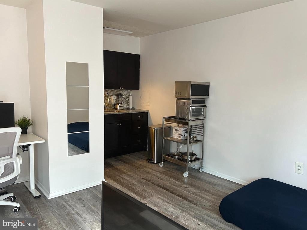 2101 Chestnut Street - Photo 18