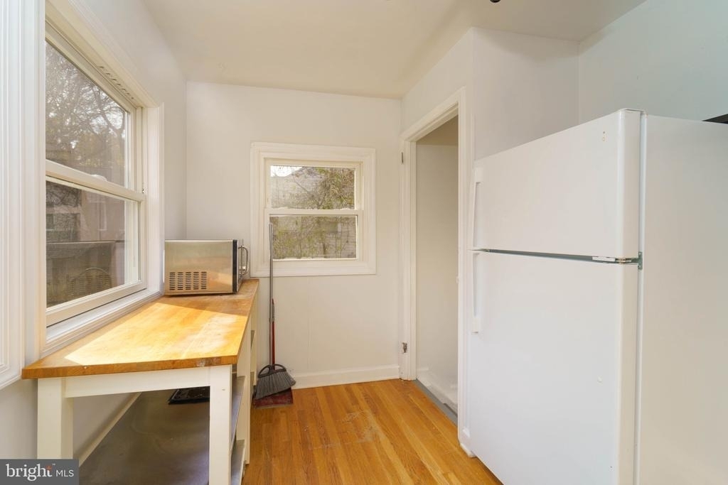 4400 Garrett Park Road - Photo 5