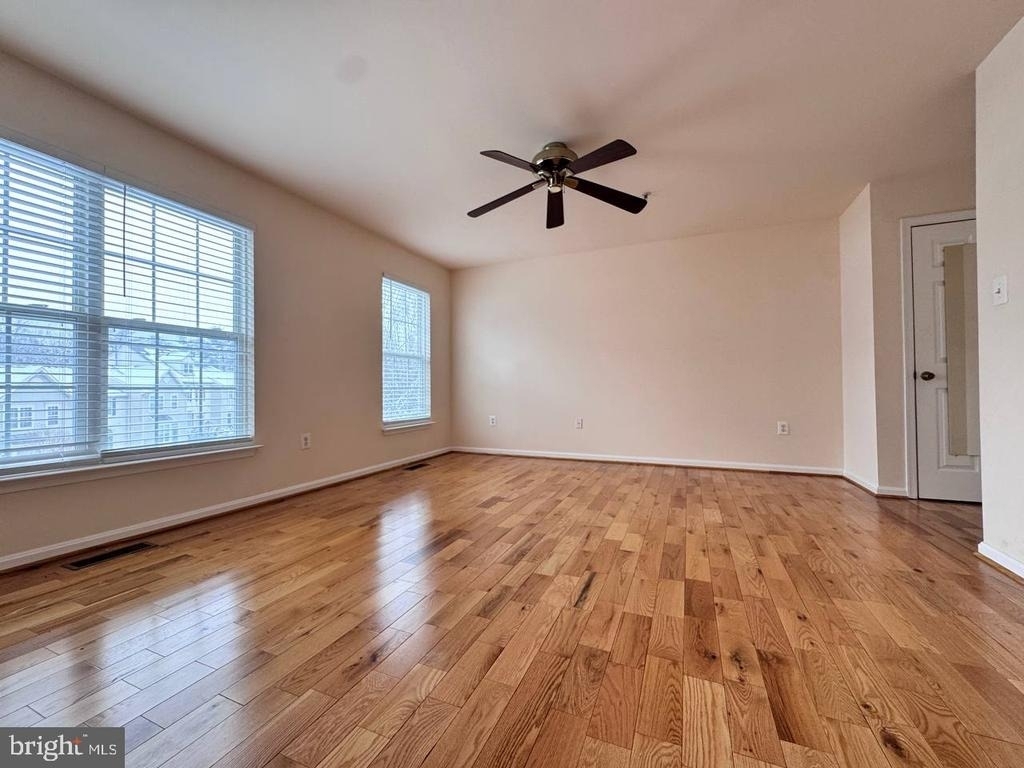 18905 Lark Song Terrace - Photo 12