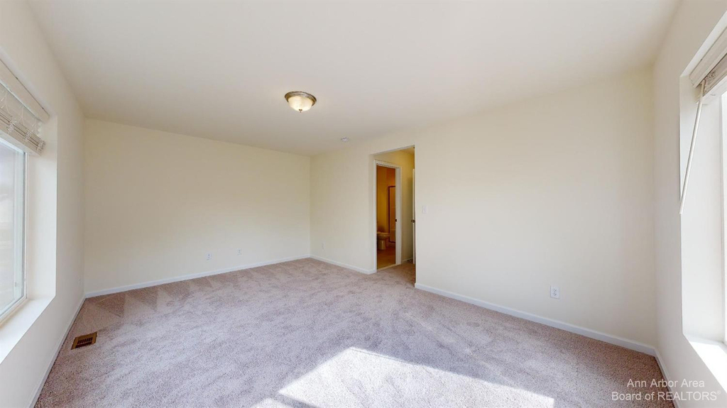 2725 Bristol Rdg Drive - Photo 12