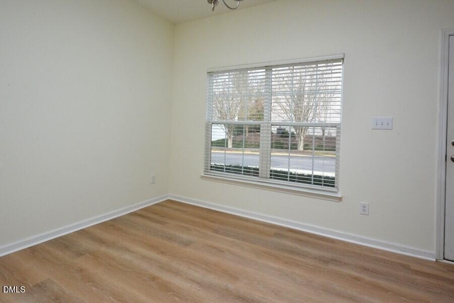 1326 Holly Grove Way - Photo 2