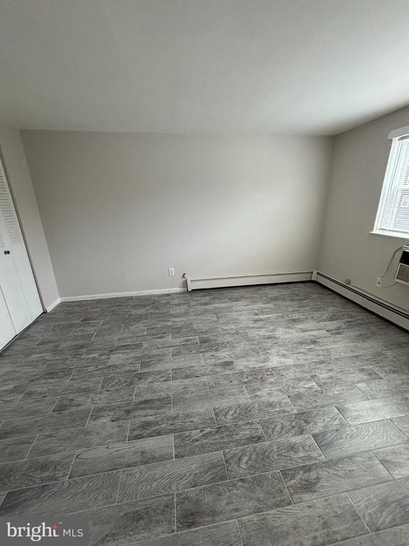 712 W 39th Street - Photo 5