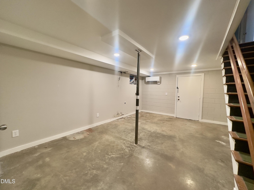 405 N Main Street - Photo 18