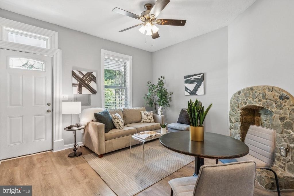 1267 Morse Street Ne - Photo 5