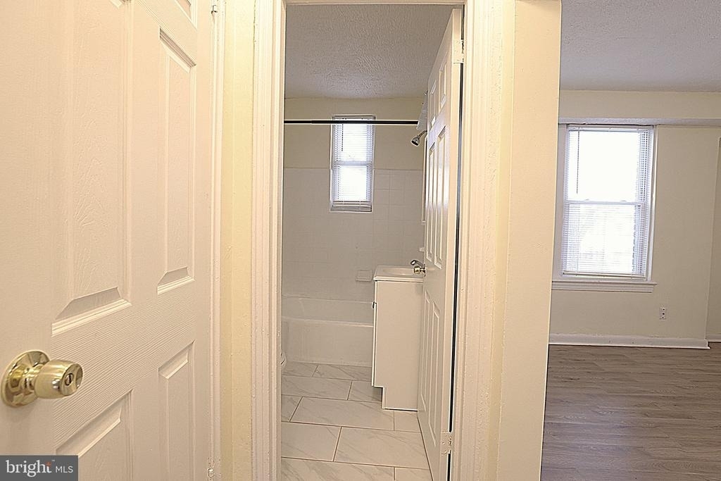4329 Halley Terrace Se - Photo 5