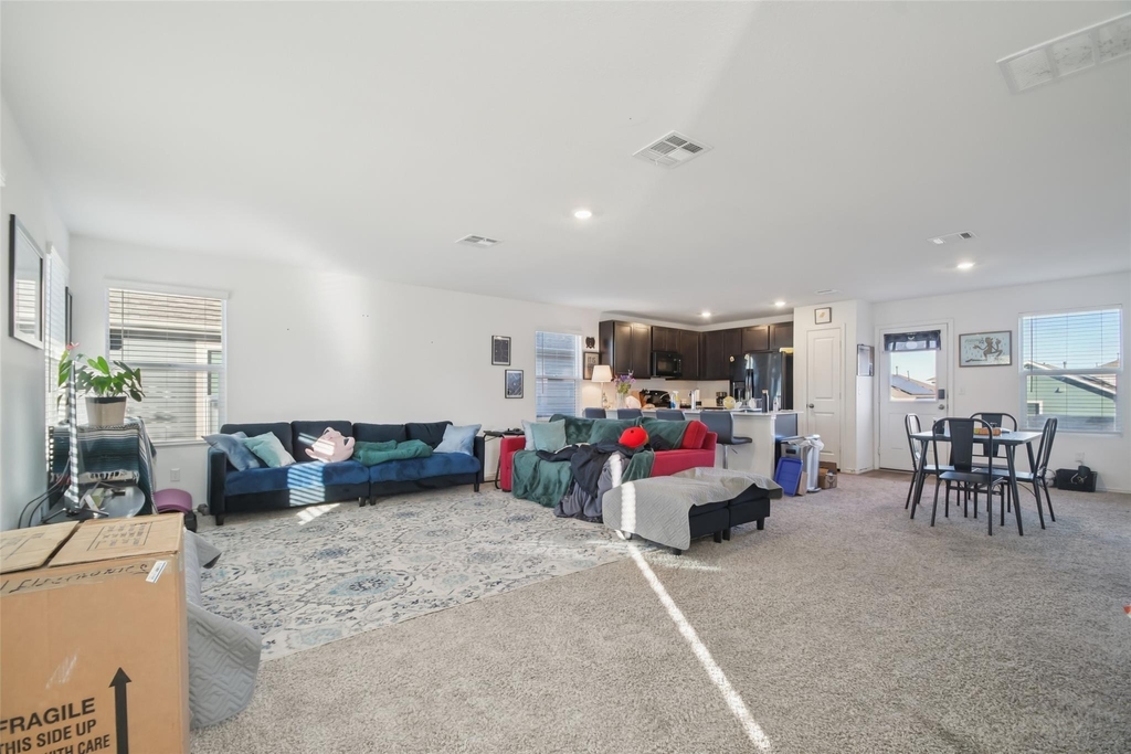 857 Powell St - Photo 3