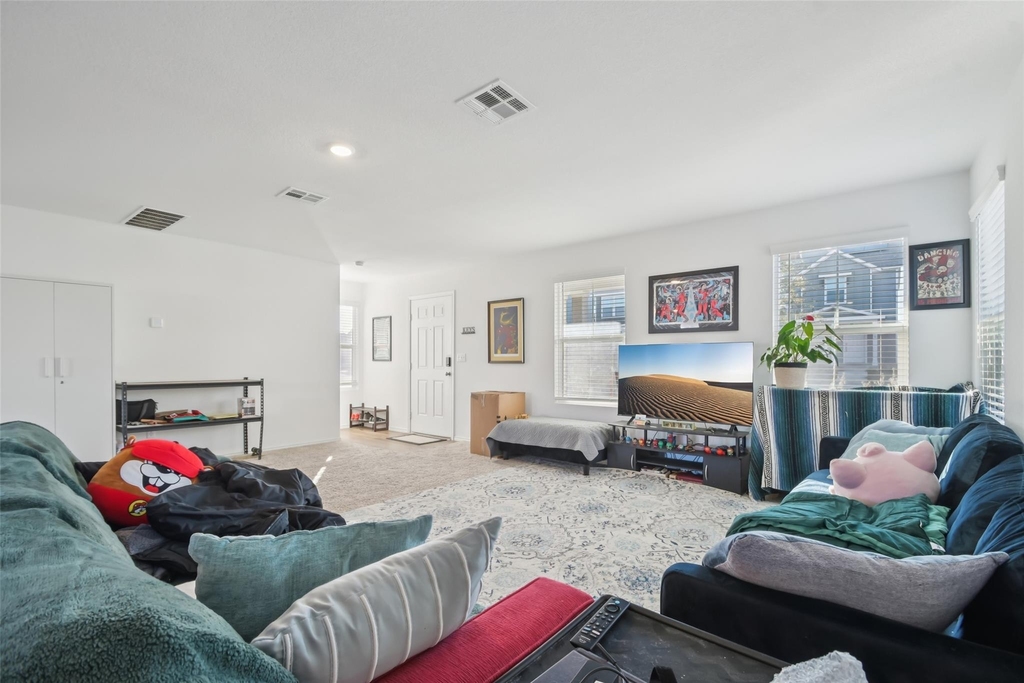 857 Powell St - Photo 5
