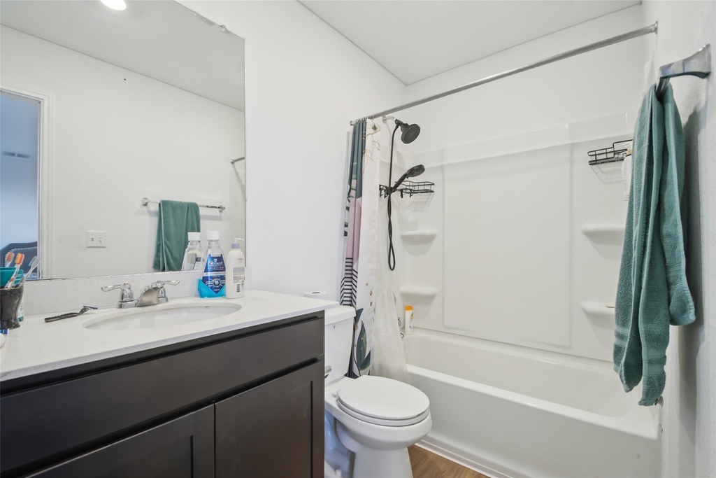 857 Powell St - Photo 19
