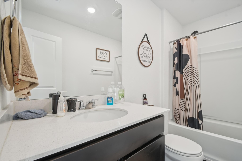 857 Powell St - Photo 13