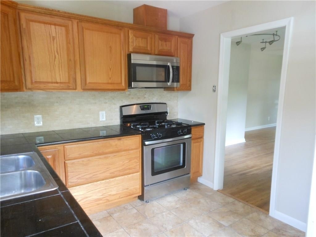 4615 Banister Ln - Photo 10