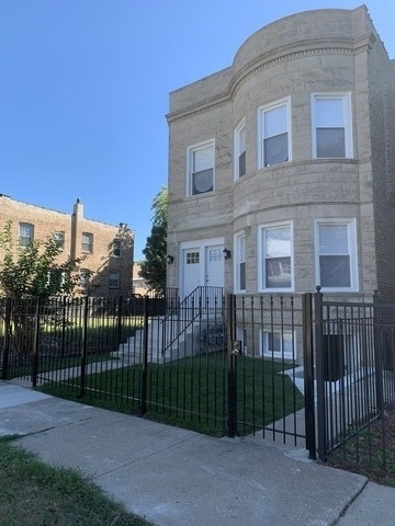 6541 S Ingleside Avenue - Photo 1