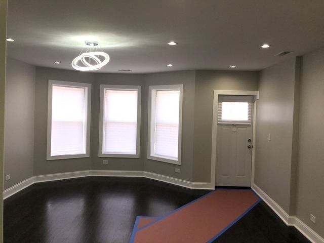 6541 S Ingleside Avenue - Photo 2
