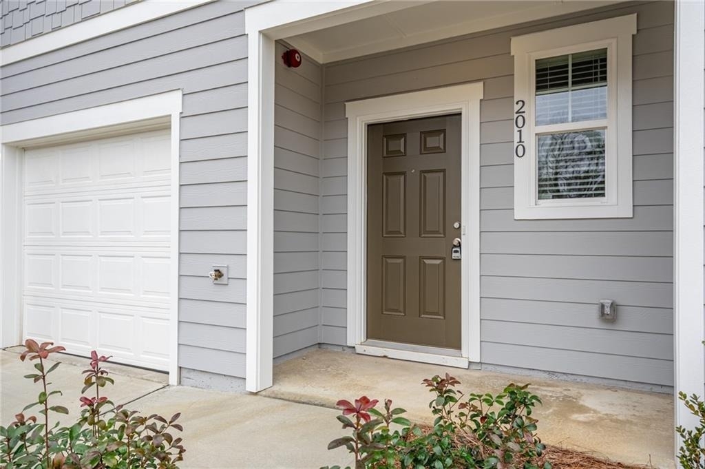 2010 Ayla Drive - Photo 2