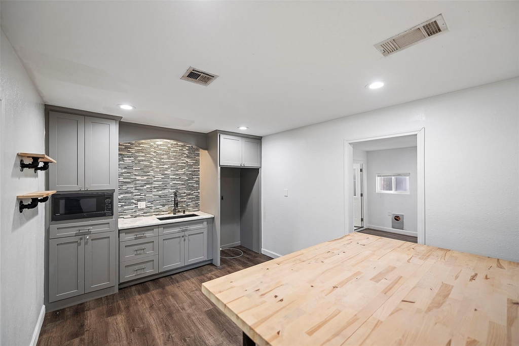 15915 Mueschke Road - Photo 10