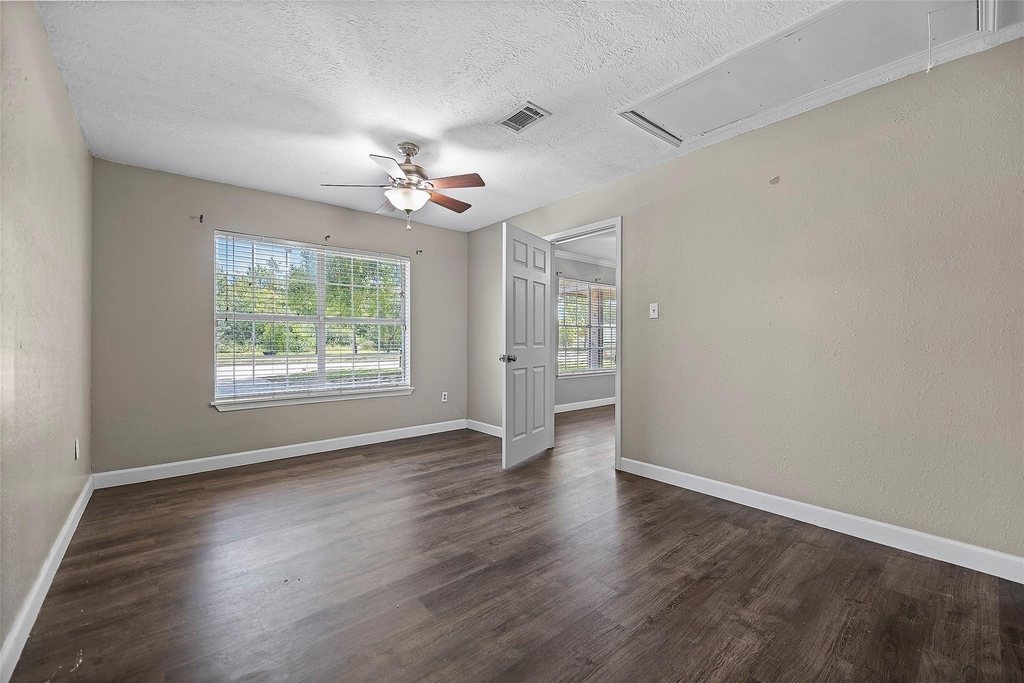 15915 Mueschke Road - Photo 5